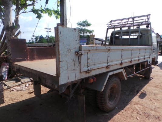 TOYOTA  DYNA 400  รถหกล้อดั้ม มีเล่มทะบียน  ค่ะ