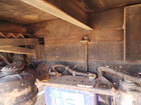 TOYOTA  DYNA 400  รถหกล้อดั้ม มีเล่มทะบียน  ค่ะ