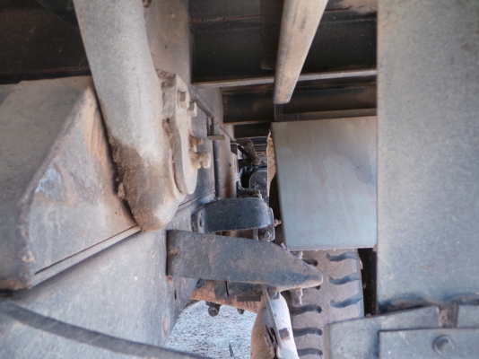 TOYOTA  DYNA 400  รถหกล้อดั้ม มีเล่มทะบียน  ค่ะ