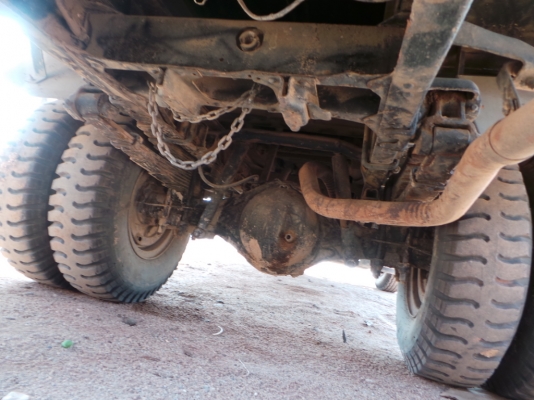 TOYOTA  DYNA 400  รถหกล้อดั้ม มีเล่มทะบียน  ค่ะ