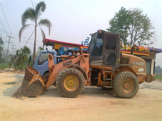 ขายด่วน..รถตัก CASE 521 D เอวอ่อน รถสวย พร้อมใช้งาน สุดขีด มีใบแจ้งจำหน่าย จดทะเบียน.