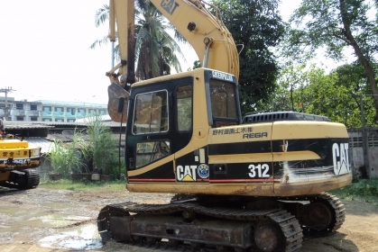 ข ายด่วนรถแบคโฮ KOBELCO  CAT  HITACHI  KOMATSU  ขนาด 60  100 120  200