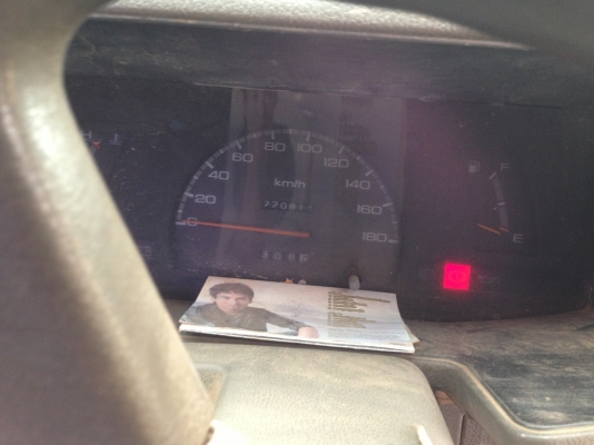 ISUZU TFR มังกรทอง SPARK EX 2.5 MT ปี 35 เครื่อง 90 HP ไดเรคอินเจคชั่น รถบ้านสภาพดีพร้อมใช้งาน เครื่องแห้งแรงดีไม่มีเยิ้มไม่มีดัน ภายในเก๋งคอนโซลครบพร้อม กระบะมีผุบ้างเล็กน้อย ช่วงล่างคัชซีดี เอกสารเล่มทะเบียนครบ ราคาต่อรองได้ครับ