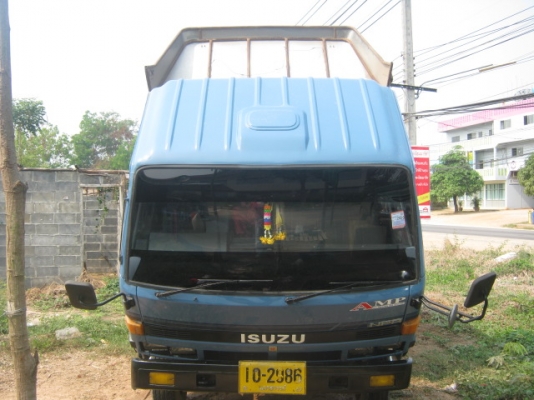 ขาย อีซูซุ NPR รถรับส่งนักเรียนคุณฉลองชัย0878515148