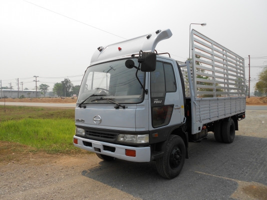 รถ 6 ล้อ HINO FB4J