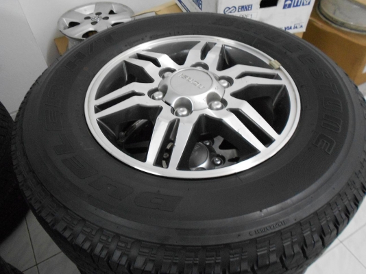 ขายล้อแม็ก ISUZU MU-7 ขอบ 16 พร้อมยางปี 10/เทิร์นได้-ใส่ฟรีค่ะ