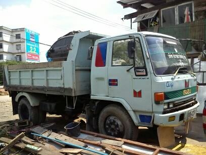 ขายรถ 6 ล้อดั๊ม ISUZU ล็อกกี้ 165 แรงม้า ยาง 900 ดัมพ์ 5Q