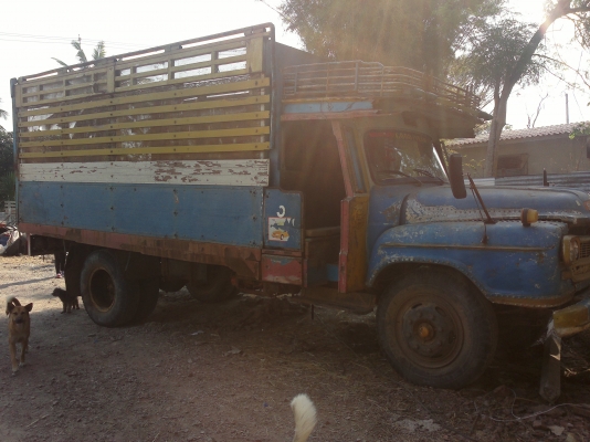 ขายหกล้อ ดั้ม หน้ายาว