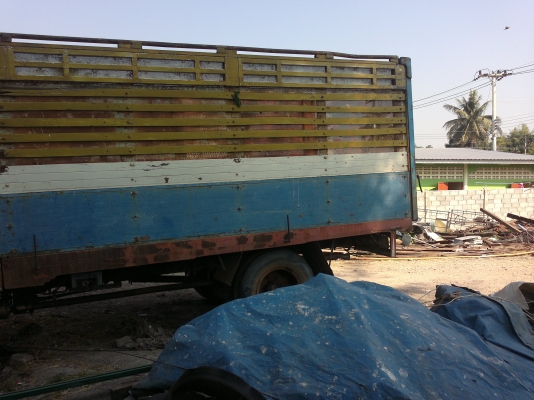 ขายหกล้อ ดั้ม หน้ายาว