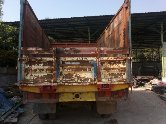 ขายหกล้อ ดั้ม หน้ายาว