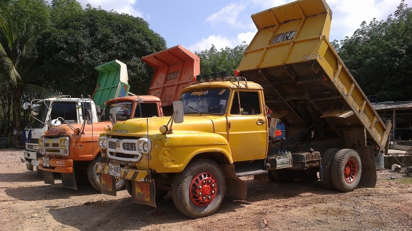 รถบรรทุก