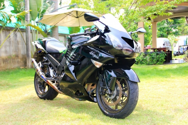 ขาย ZX14r ปี 2009 ทะเบียนแท้ พร้อมโอนขนส่ง ท่อสูตร ไทเทเนียมทั้งยวง