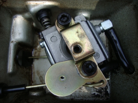 ขายเลื่อยยนต์ บาร์ยาวฟุตกว่าๆของ ZENDAH