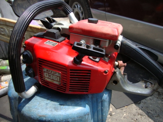 ขายเลื่อยยนต์ บาร์ยาวฟุตกว่าๆของ ZENDAH