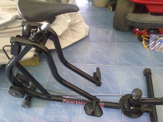 เครื่องออกกำลังกาย ชนิด เหวี่ยง เครื่องออกกำลังกาย ชนิด เหวี่ยง