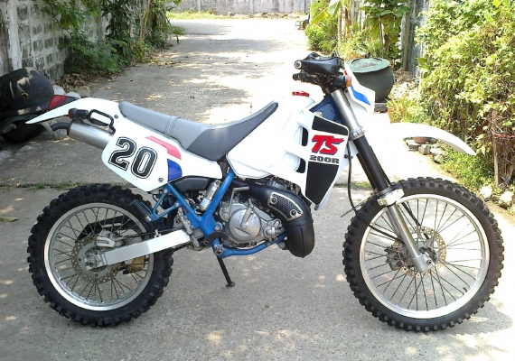 // SUZUKI TS 200R รถสวย ๆ เครื่องเยี่ยม ๆ พร้อมใช้งาน // // SUZUKI TS 200R รถสวย ๆ เครื่องเยี่ยม ๆ พร้อมใช้งาน //