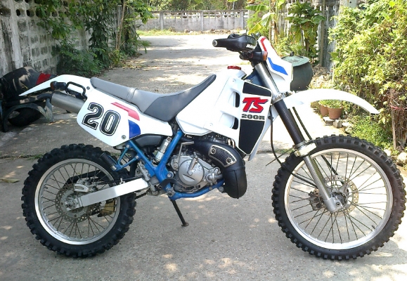 // SUZUKI TS 200R รถสวย ๆ เครื่องเยี่ยม ๆ พร้อมใช้งาน //