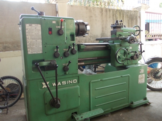 ต้องการขายเครื่องกลึง