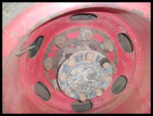 6 ล้อ JCM เครื่องดี สภาพสวยๆ