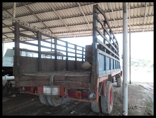 6 ล้อ JCM เครื่องดี สภาพสวยๆ