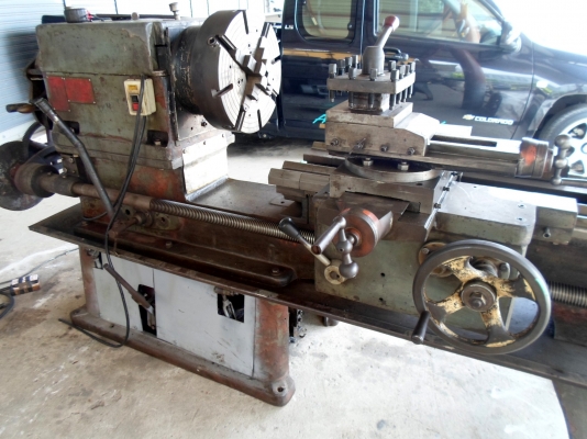เครื่องกลึง 6 ฟุต คอลึก 15 นิ้ว  65,000  ด่วน  !!!!!!!!