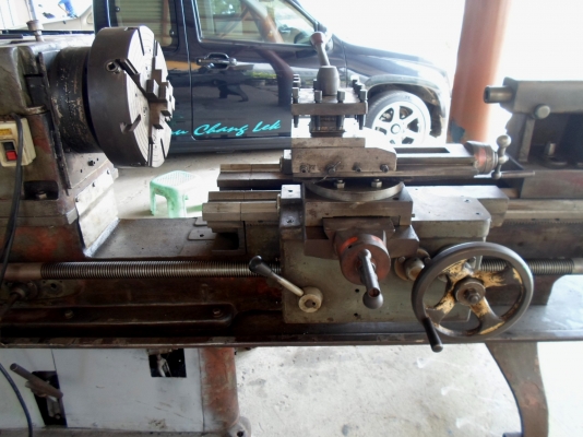 เครื่องกลึง 6 ฟุต คอลึก 15 นิ้ว สำหรับงานหนัก 65,000 ด่วน !!!!!!!! เครื่องกลึง 6 ฟุต คอลึก 15 นิ้ว สำหรับงานหนัก 65,000 ด่วน !!!!!!!!