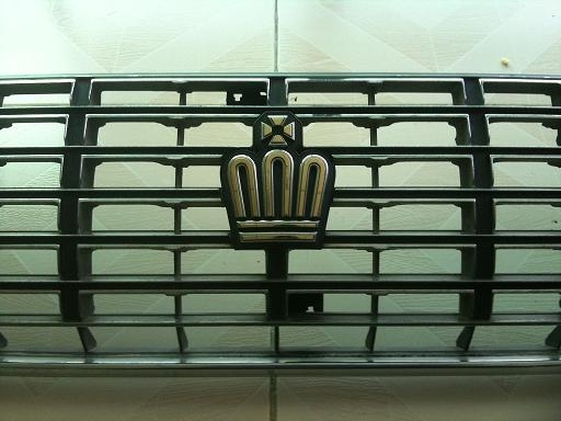 ขาย  กระจังหน้า โตโยต้า  Crown - 91  และอะไหล่ ช่วงล่าง
