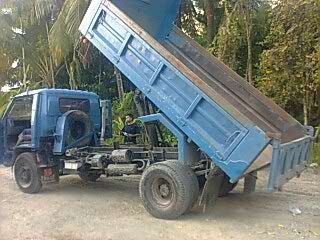 ขาย  6 ล้อ  ISUZU 115 ดั้ม เกียร์สั้น พร้อมใช้งาน