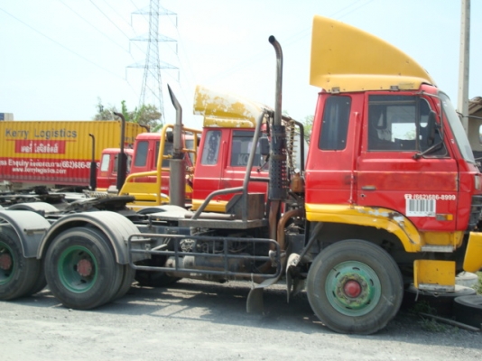 นิสสัน  UD   CW430