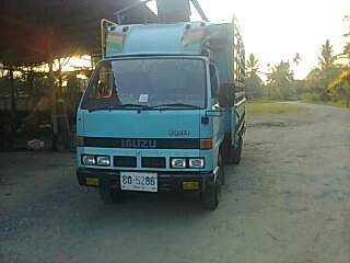 ขาย 6 ล้อ ISUZU 110 กะบะรั้วไม้ เกียร์ยาว สภาพสวย เดิมดี