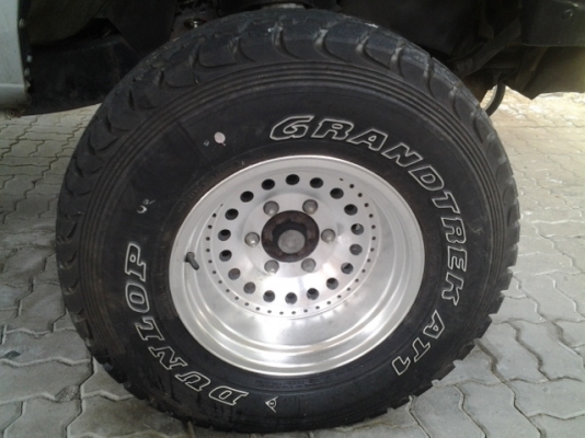 ขายล้อmax15 พร้อมยาง31นิ้ว