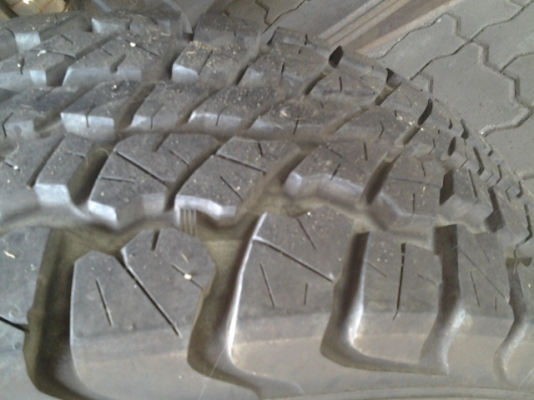 ขายล้อmax15 พร้อมยาง31นิ้ว ขายล้อmax15 พร้อมยาง31นิ้ว