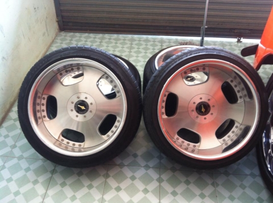 ขายล้อ ขอบ 18 หน้า 10 หลัง 12
