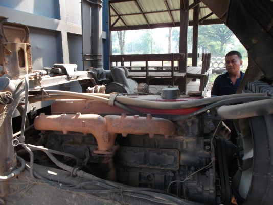 ขายด่วนรถสิบล้อหลงโบสองเผลาดรั้มเครื่อง6D16220แรงม้า