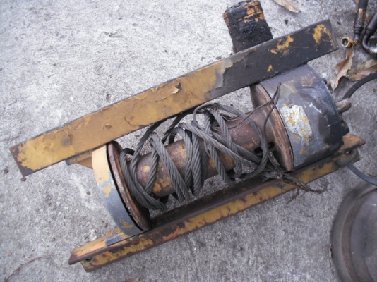 winch ไฮดรอริก ราคา 9500  0816654579