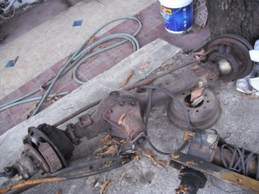 เพราหน้า  land  lover มีฟรีล็อกราคา  8500  ติดต่อมาที่ 0816654579