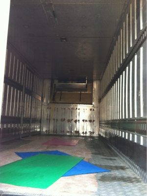 ขายรถ 6 ล้อ HENO KM 779 พร้อมตู้บรรทุกน้ำแข็ง