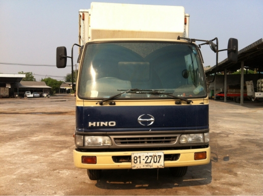 ขายรถ 6 ล้อ HENO KM 779 พร้อมตู้บรรทุกน้ำแข็ง