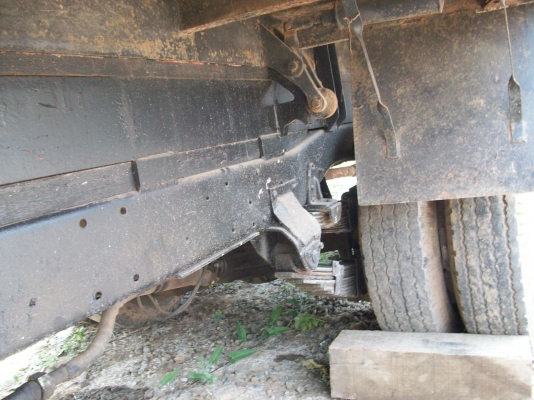 รถดั้มกระเษตร  บรรทุกพร้อมใช้