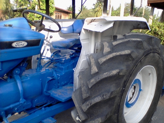 รถไถ FORD 77 T3 พร้อมอุปกรณ์ 2 ชิ้น(พานดัน พาน7)