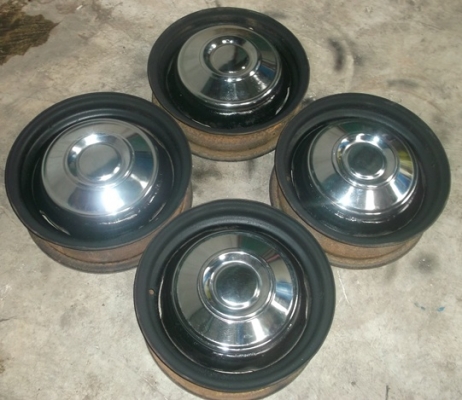 ขายกันชนหลังดัทสัน 620 และดัทสัน 521 สภาพสวยๆคับ เชิญชมก่อนได้คับ ขายกันชนหลังดัทสัน 620 และดัทสัน 521 สภาพสวยๆคับ เชิญชมก่อนได้คับ