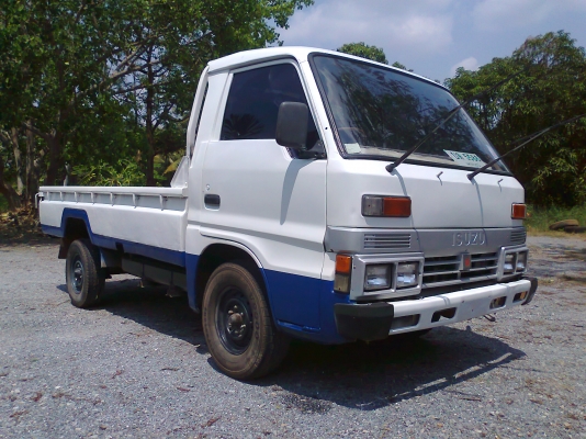 ขายรถกระบะสี่ล้อ ISUZU ป้ายเล็ก เครื่อง 4JA1 85 แรง ทะเบียนเต็มพร้อมโอน