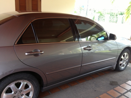 Honda Accord 3.0 V 6 ปี 03  ตัวท๊อป ใช้น้อย มือเดียวออกห้อง สมบูรณ์ทุกระบบ