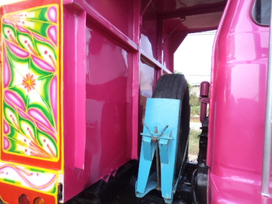 ขายรถ6ล้อฮีโน่ดั้ม สภาพสวยๆพร้อมใช้งานคับ สนใจโทสอบถามได้คับ