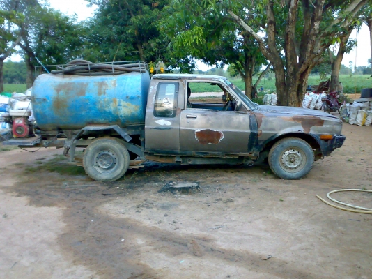 ขายรถน้ำ เฉินหลงแคป เครื่อง RD28  6 สูบ ดีเซล