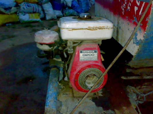 ขายรถน้ำ เฉินหลงแคป เครื่อง RD28  6 สูบ ดีเซล