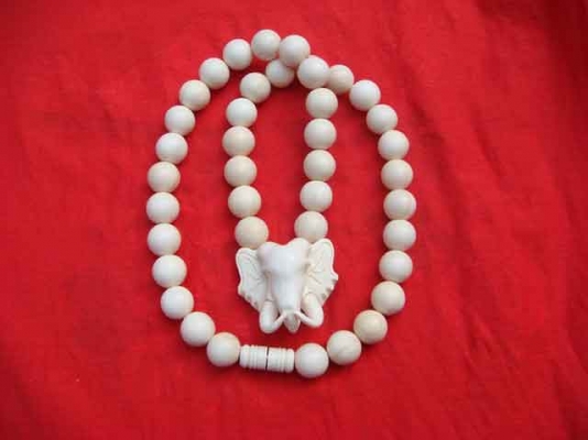 สร้อยงาช้างแบบอลังการ ราคาพิเศษเลยครับ ... อยากขาย