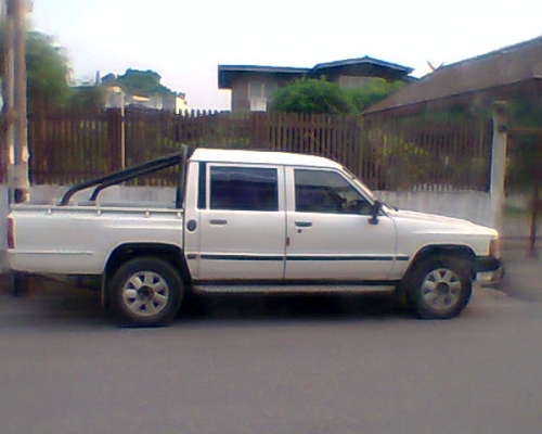 toyotta hilux hero 4 ประตู