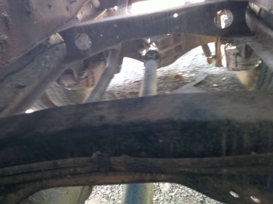 ขายรถ อิซูซุ 6 ล้อ ท้ายลาด กับ รถแบคโฮ 50 UU  สนใจติดต่อ 081 - 6079515