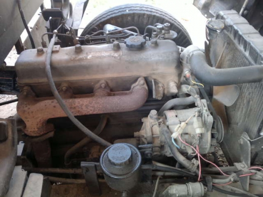 ขายรถ อิซูซุ 6 ล้อ ท้ายลาด กับ รถแบคโฮ 50 UU  สนใจติดต่อ 081 - 6079515